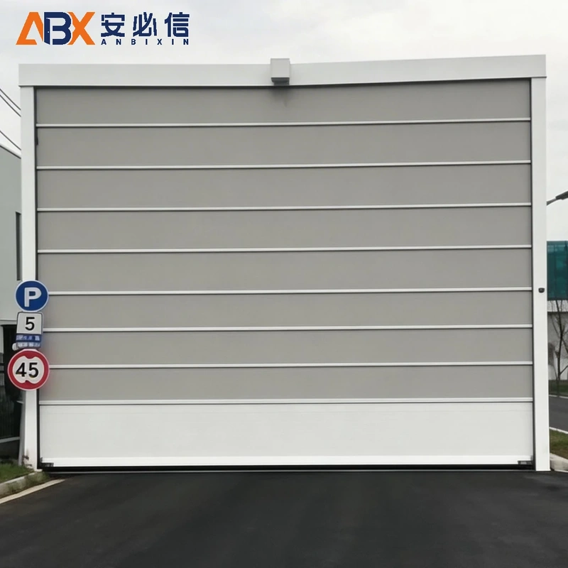 阿拉尔背带门