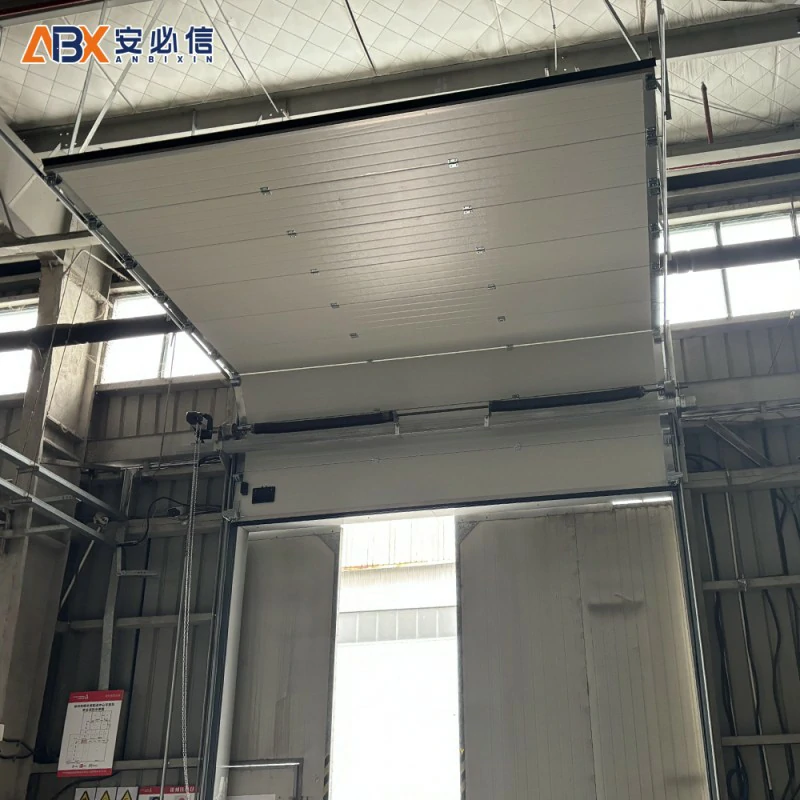 阿拉尔铝合金提升门